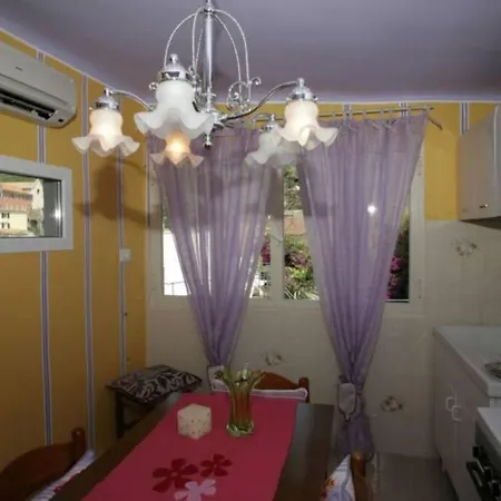 The Honeymooners' Paradise